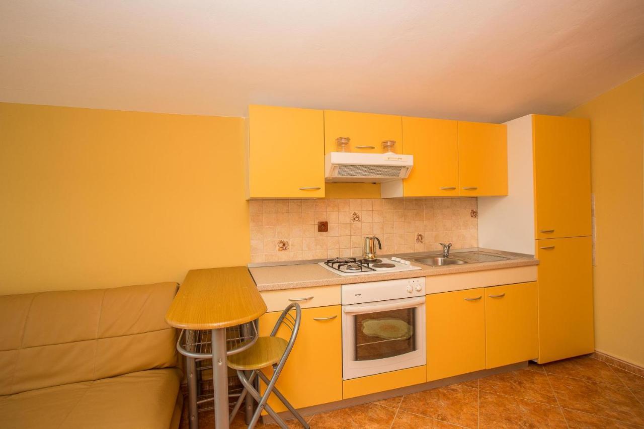 Apartments Nada Palit Zewnętrze zdjęcie